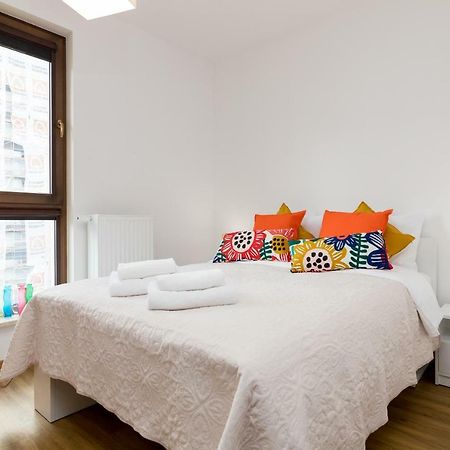 Wola Business Apartments ワルシャワ エクステリア 写真